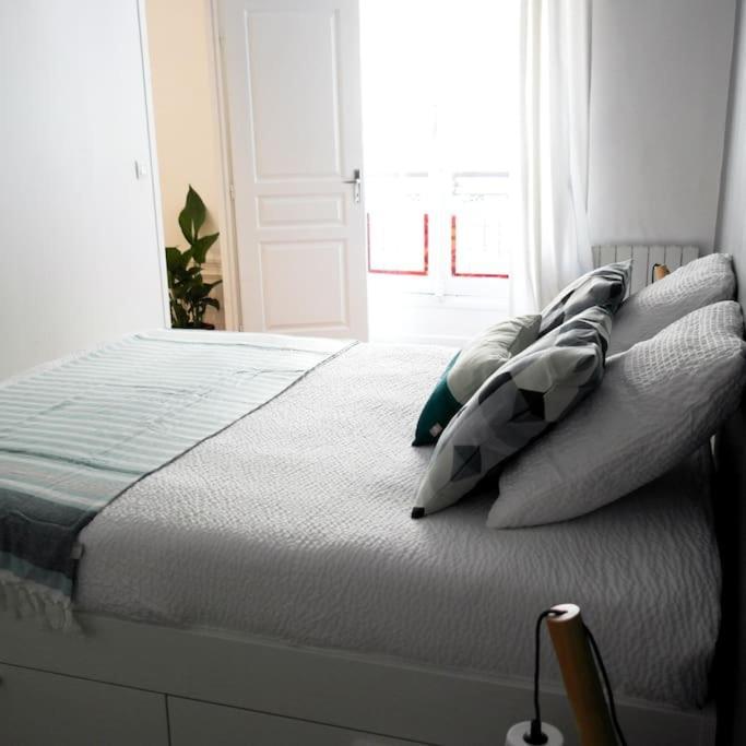 Appartement Haussmanannien Cosy - Republique Paris Exteriör bild
