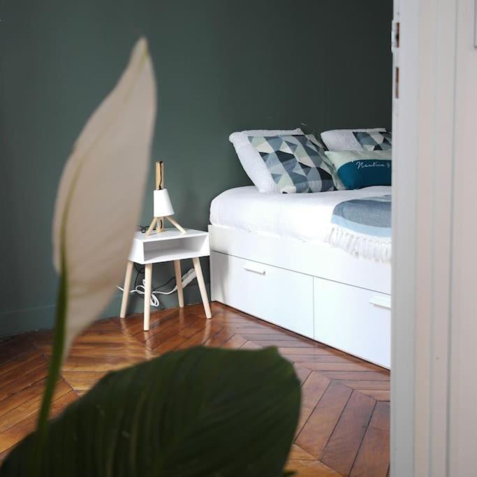 Appartement Haussmanannien Cosy - Republique Paris Exteriör bild